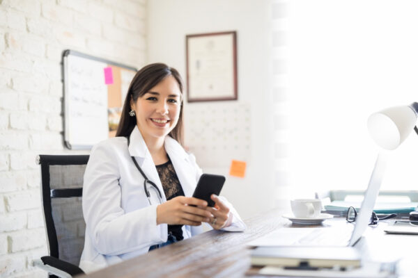 Hospitals’ In-Room Cameras Enable Seamless Visits and Better Safety