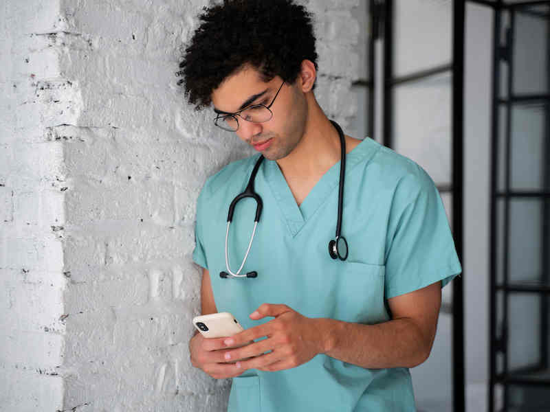 Prospective Real-World Implementation Of Deep Learning Systems In Healthcare: A Systematic Review Guided By Implementation Science