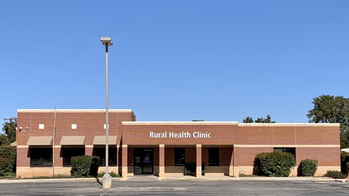 Rural Health Clinic Enhances Patient Care and Experience with Practice Management, Call Center Technology