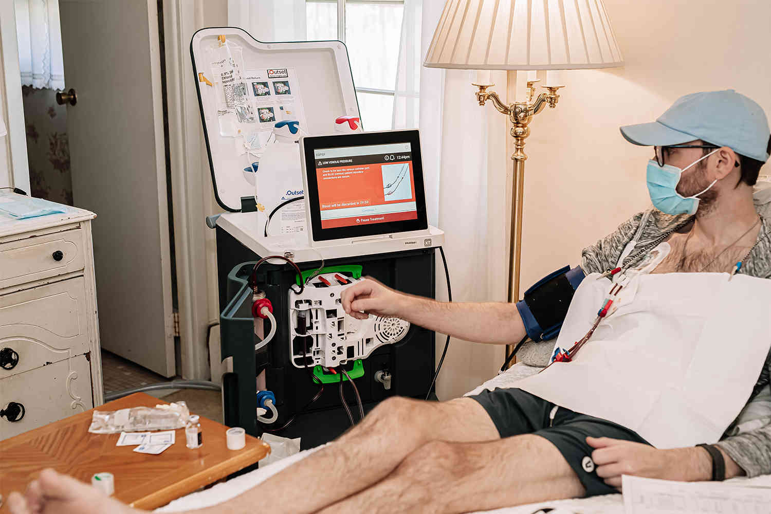 Dialysis from the Comfort of Your Own Home? NYU Langone Hospital—Long Island Makes It Possible.