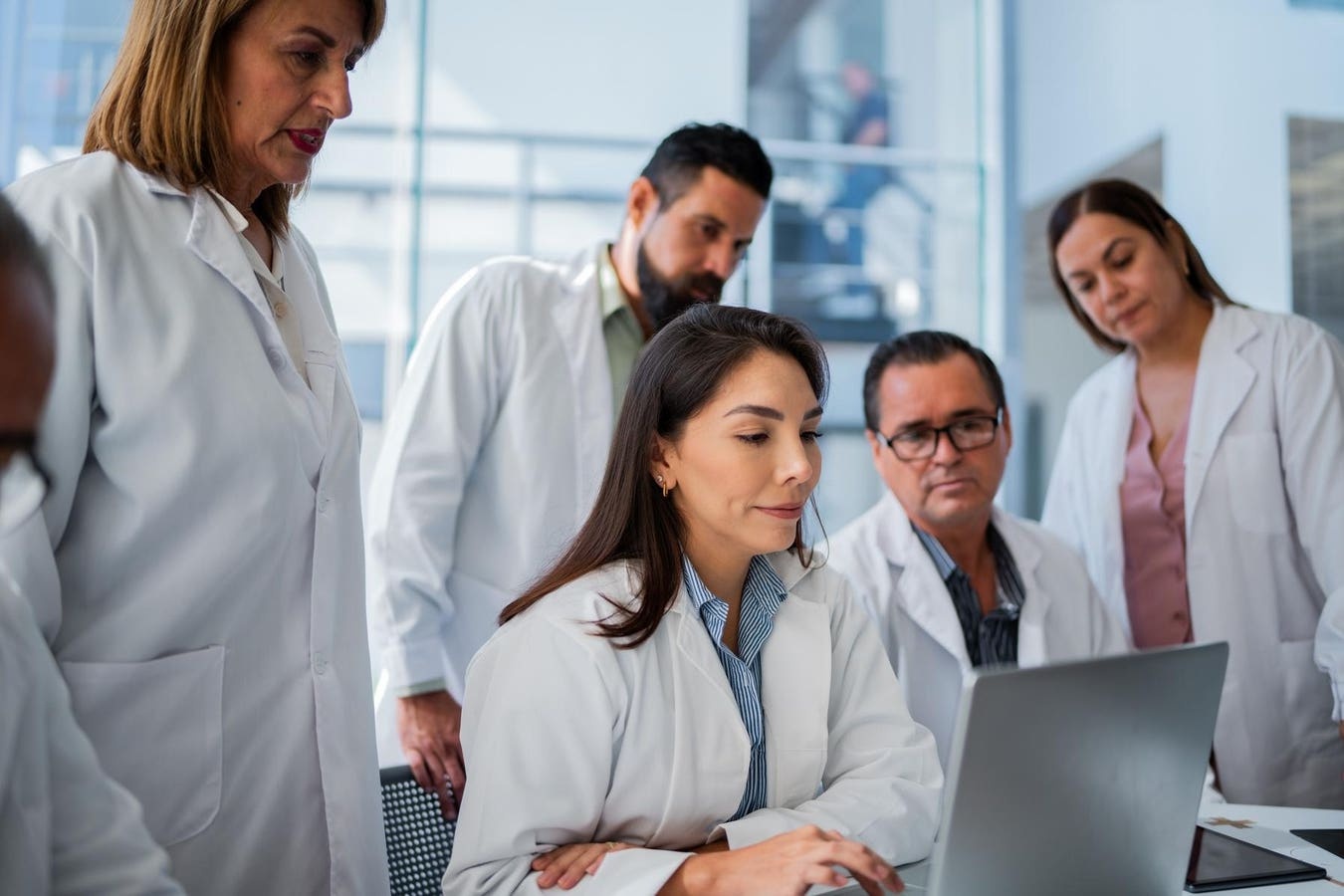 Top 5 Game-Changing Healthcare Innovations To Watch In 2025