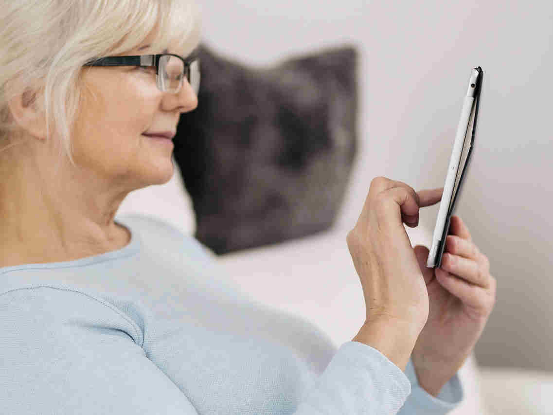 Older Adults’ Experiences Navigating Setup of Digital Health …