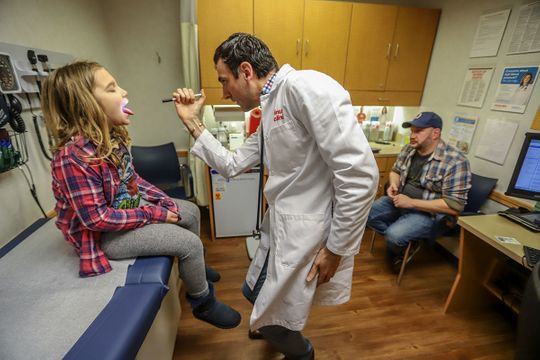 Why more people are using CVS, Walgreens instead of family doctor