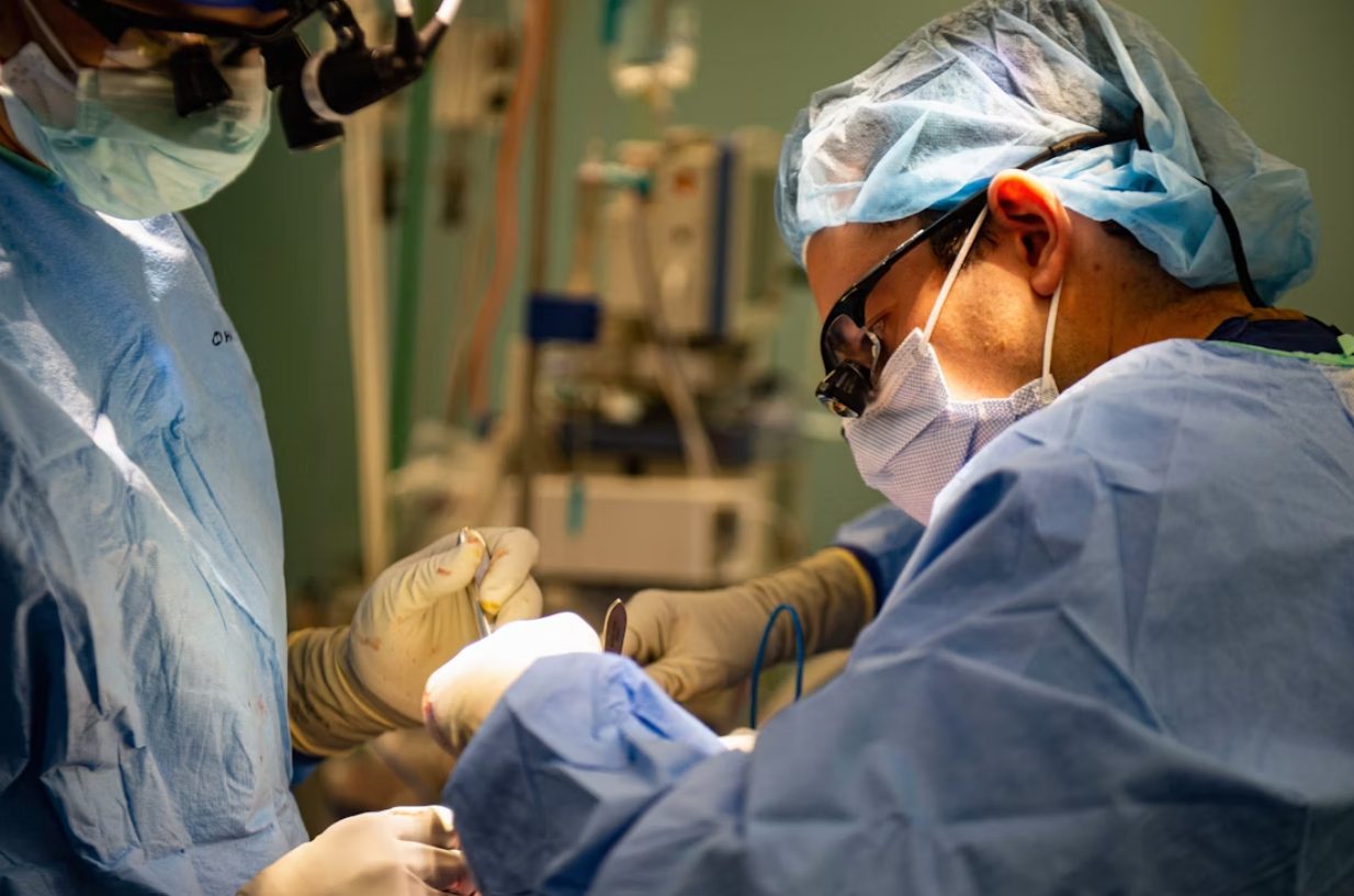 How Modern Technology Is Enhancing Precision in Orthopedic Surgery