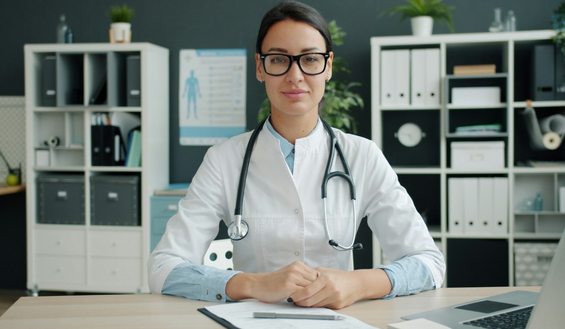 How Do Clinics Use Copywriting to Boost Patient Engagement in 2026?