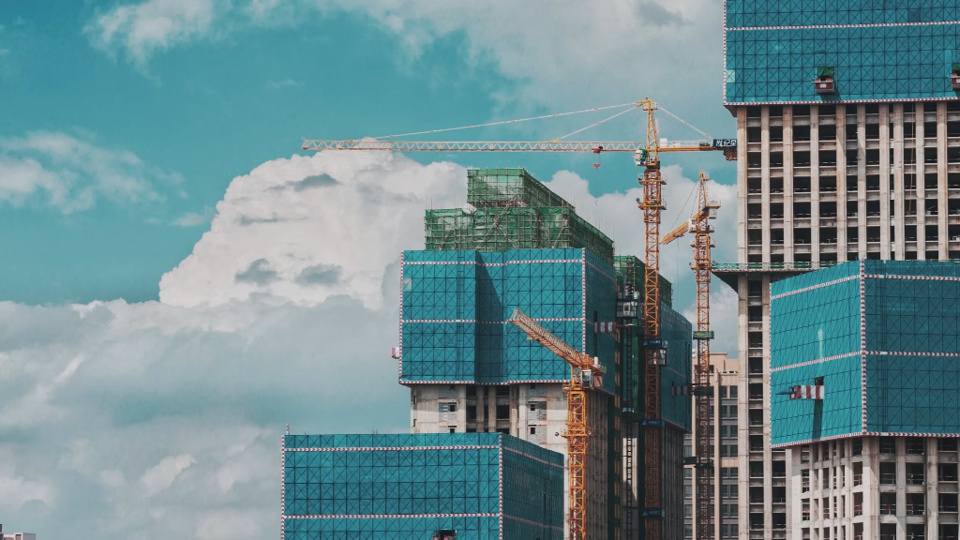 How Construction Safety Toolbox Talks Drive Innovation and Reduce Workplace Risk