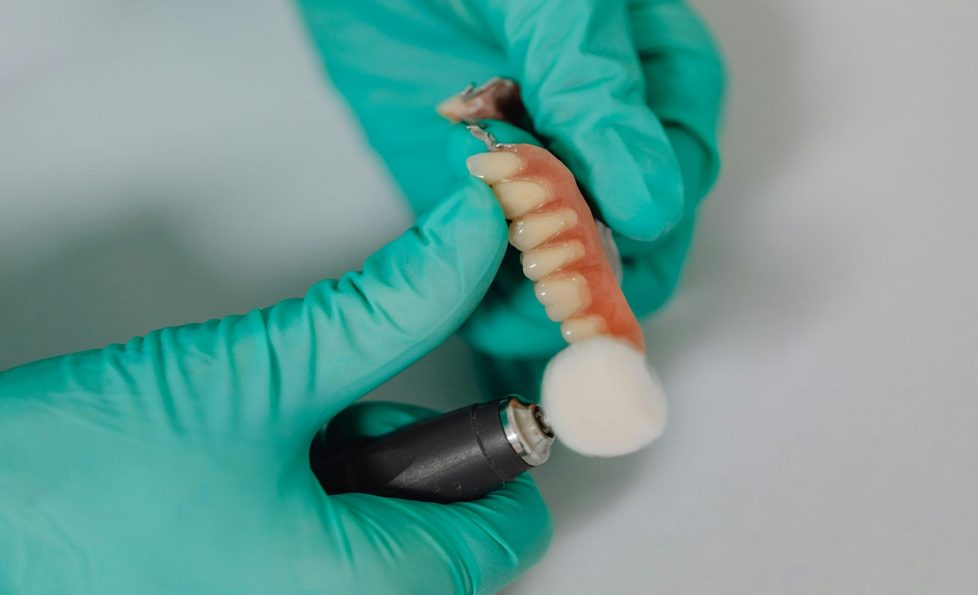 Types of Dentures Available in Chicago and Their Benefits