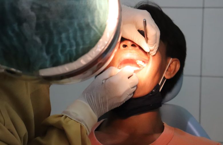 How Can Dentists Use AI in Their Practices?