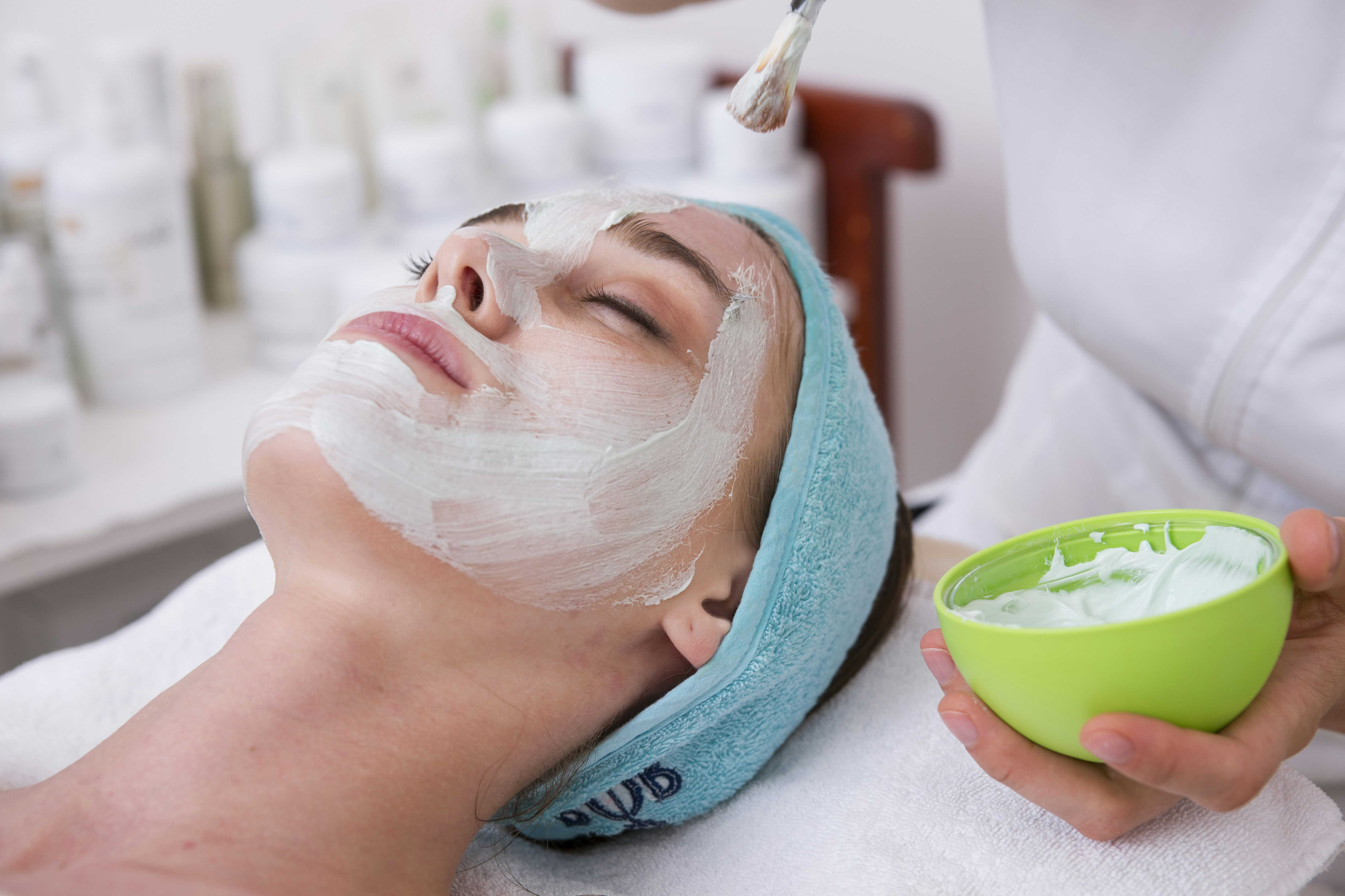 Medical Technology Transforming Skincare: Personalized HydraFacial and Microdermabrasion Solutions
