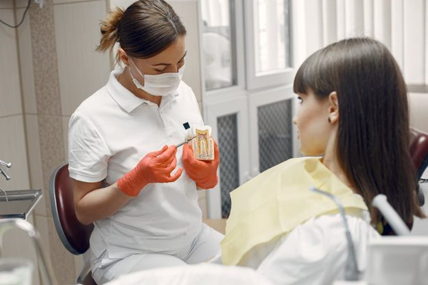 Signs You Might Need a Root Canal Based on Symptoms
