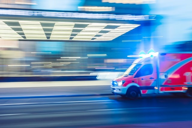 How Mini Ambulances Help to Overcome the Challenges of Traffic in Busy Cities?
