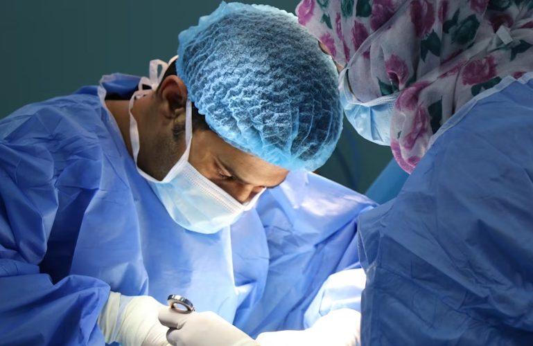 The Role of Modern Medical Technology in Successful Hip Surgery Outcomes