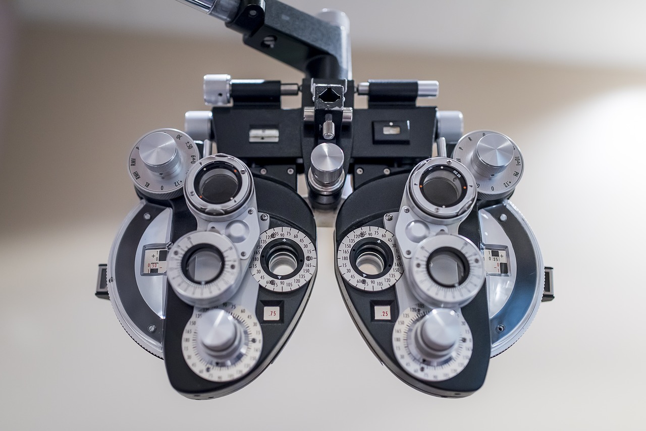 Why Home Eye Tests Are Transforming Vision Care for Older Adults in Bolton