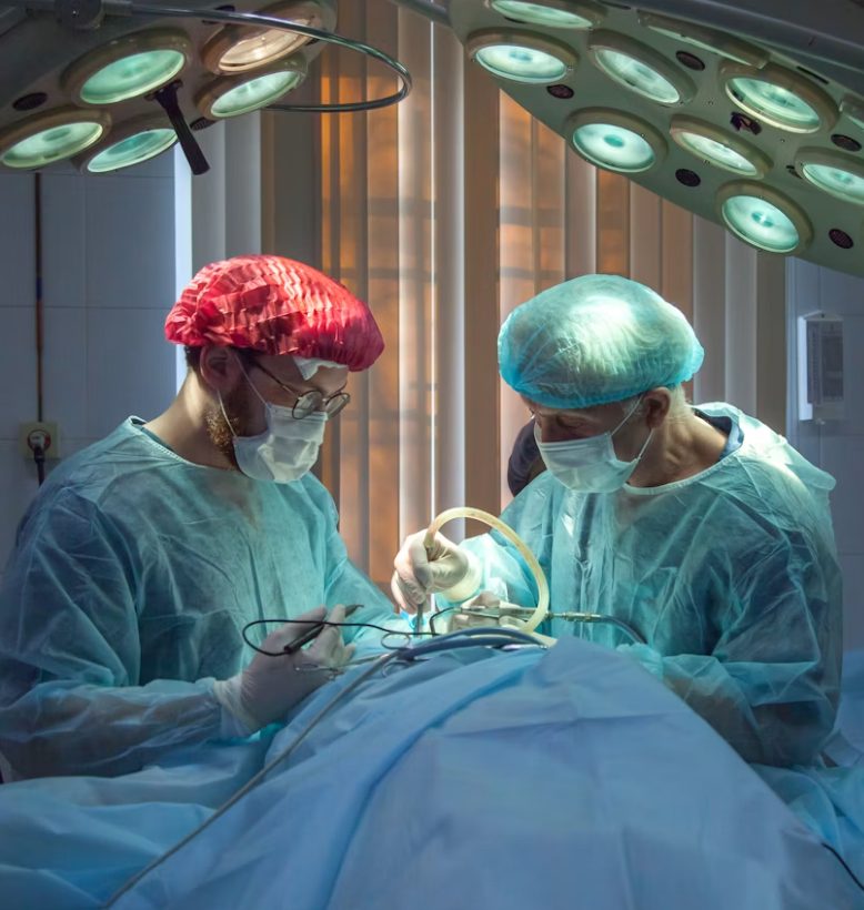What to Look for in a Facial Plastic Surgeon Before Making Your Decision