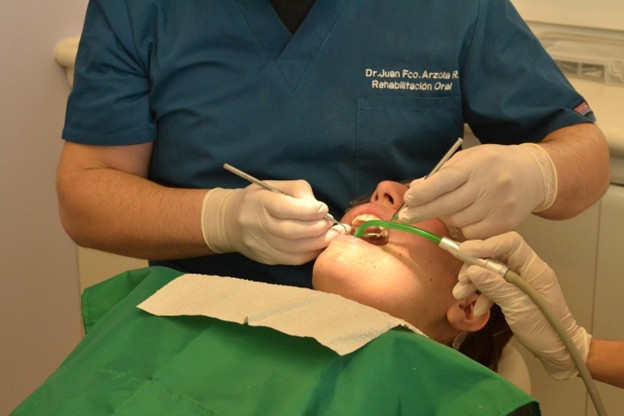 How Modern Dentists and Orthodontists Use Technology to Transform Smiles and Oral Health